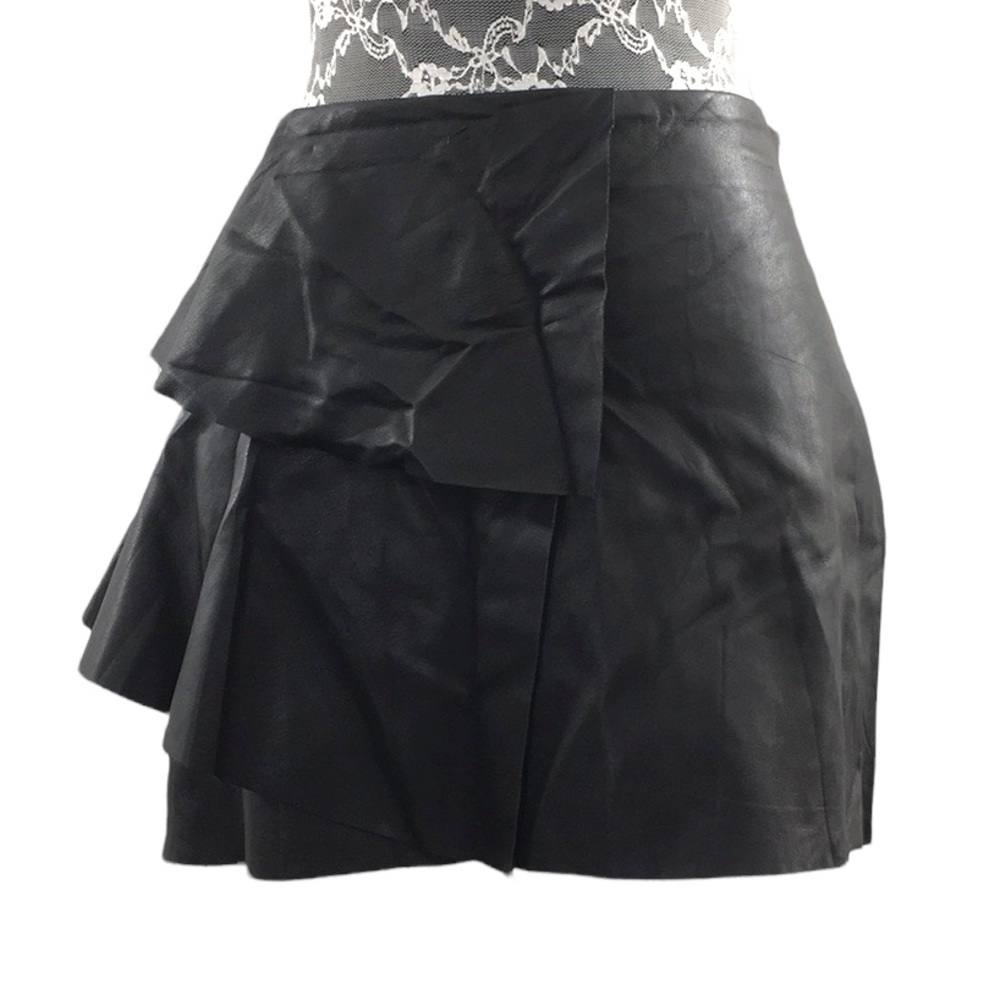 Zara Trafaluc Black Faux Leather Ruffle Tiered Mini Skirt Womens Large